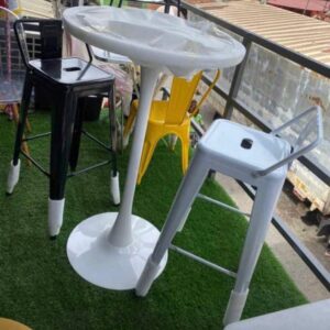 Iron bar stools with small backrest