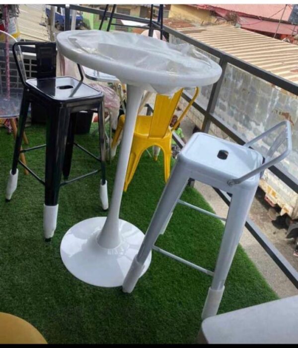 Iron bar stools with small backrest