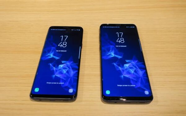 Brand new Samsung Galaxy S9 - Dual Sim - 4GB RAM - 64GB ROM Phone with carton - Image 2